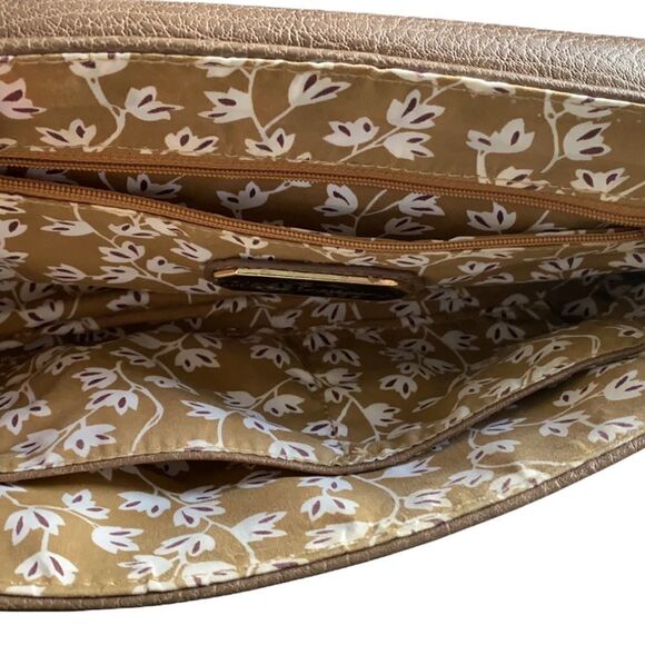 Urban Expressions neela woven Flap Clutch - Picture 7 of 7